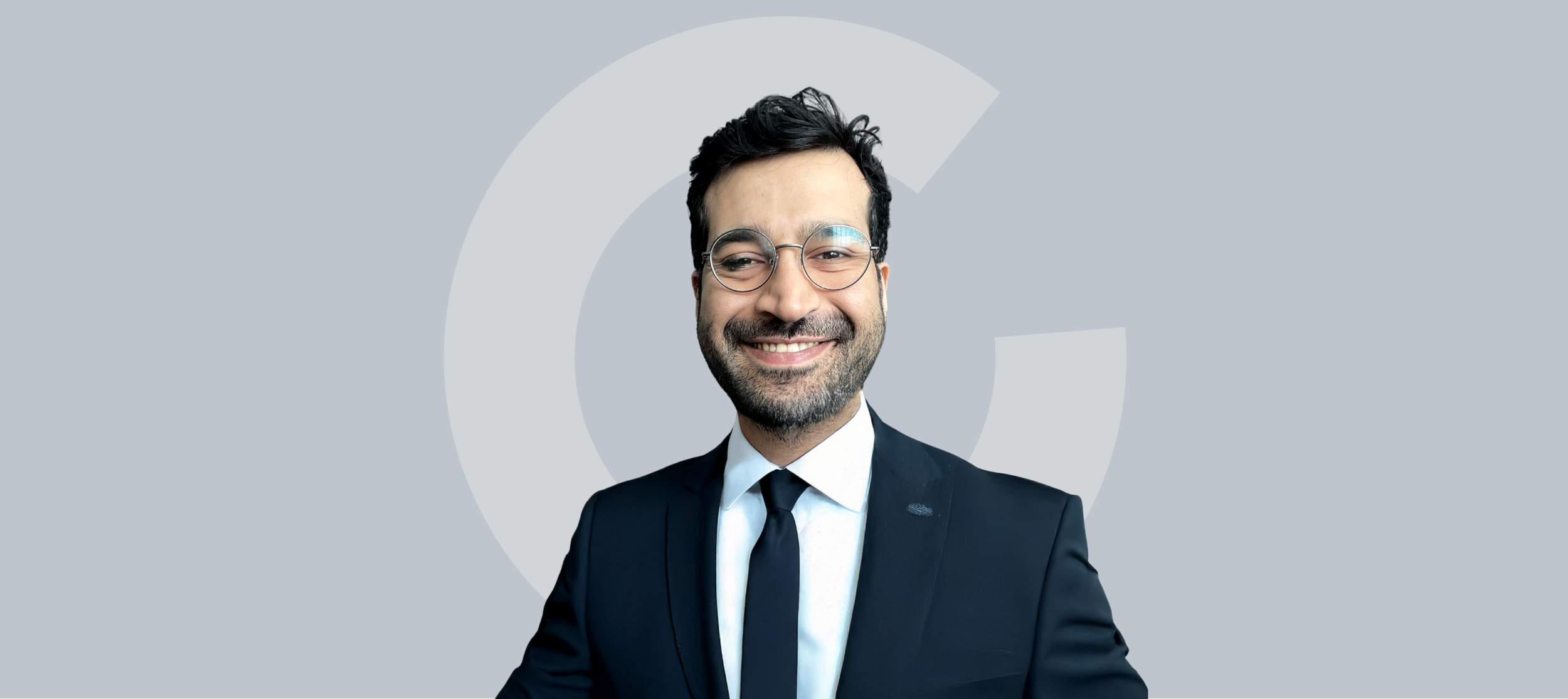 Clarity Consultant Ophthalmologist Mr Ali Hassan